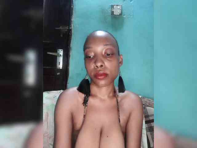 Hennesy-Camila webcam