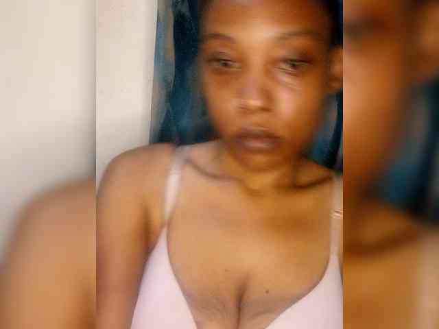 Hennesy-Camila webcam