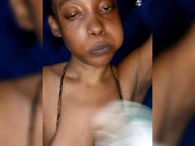 Hennesy-Camila Hennesy-Camila