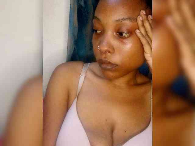 Hennesy-Camila Hennesy-Camila