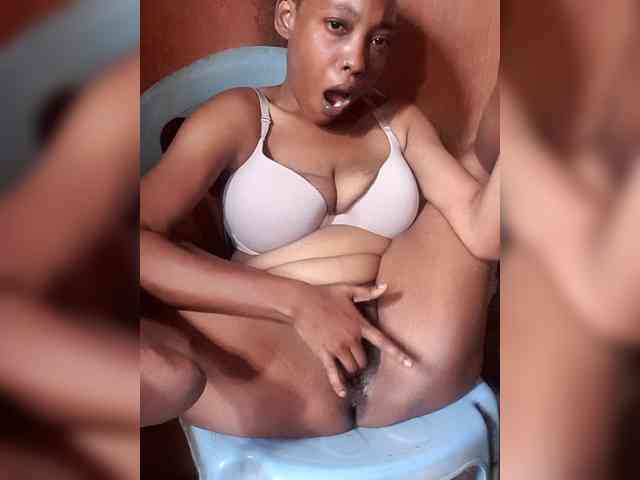 Hennesy-Camila webcam