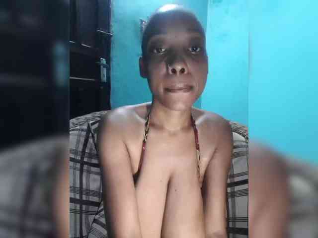 Hennesy-Camila Hennesy-Camila