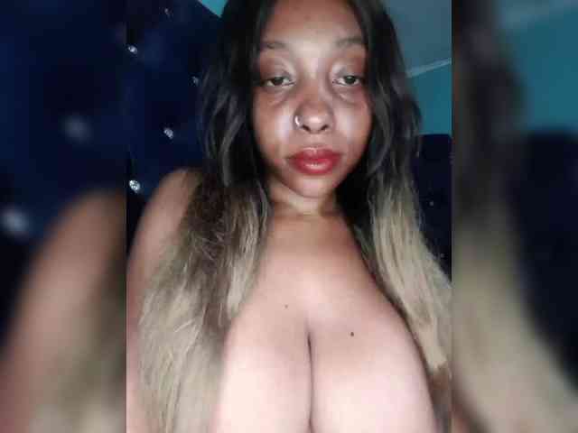 Hennesy-Camila webcam