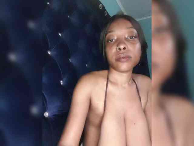 Hennesy-Camila webcam