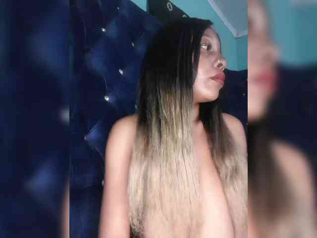 Hennesy-Camila webcam