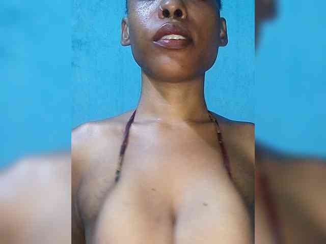 Hennesy-Camila Hennesy-Camila