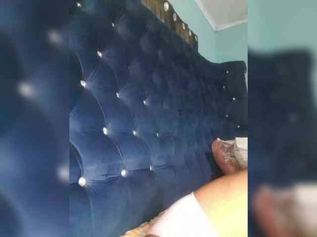 Hennesy-Camila webcam