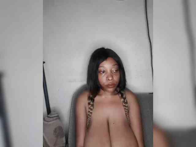 Hennesy-Camila webcam