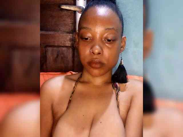 Hennesy-Camila Hennesy-Camila