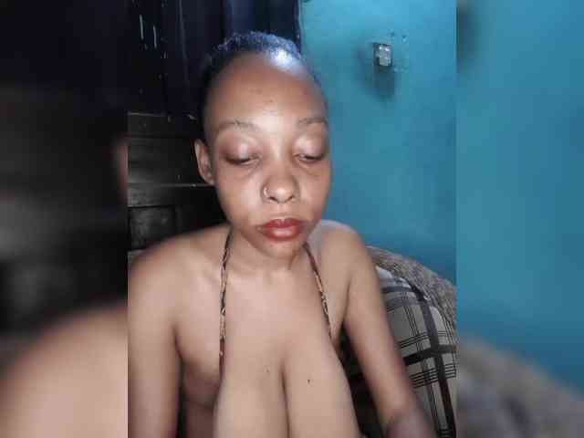 Hennesy-Camila Hennesy-Camila