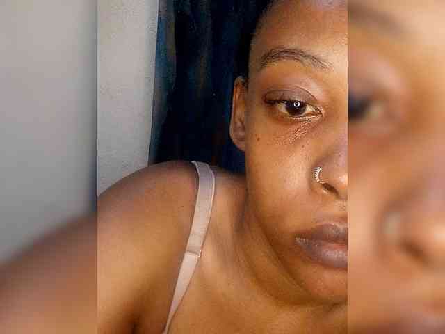 Hennesy-Camila webcam