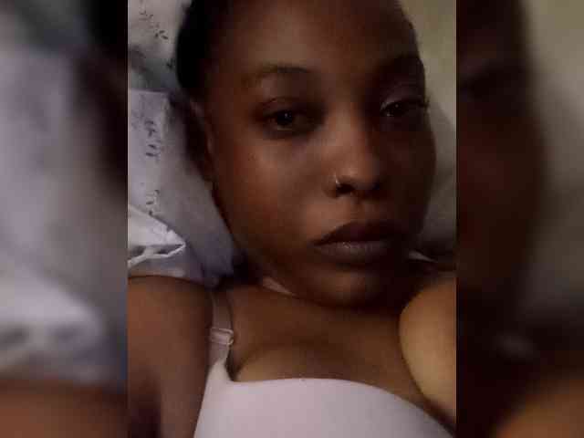 Hennesy-Camila Hennesy-Camila