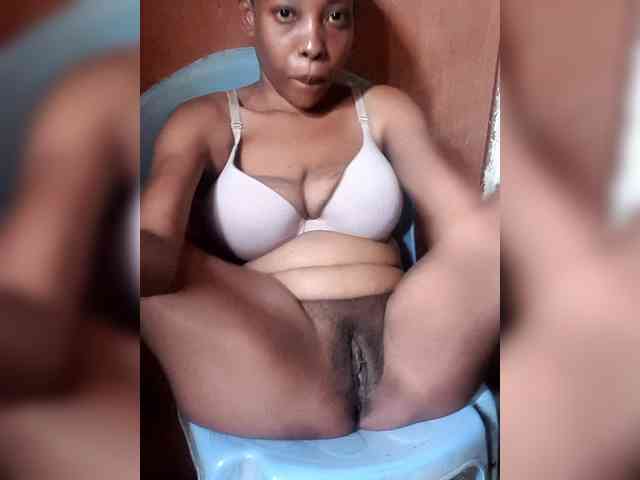 Hennesy-Camila Hennesy-Camila