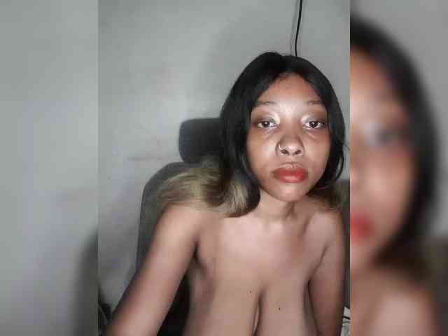 Hennesy-Camila webcam