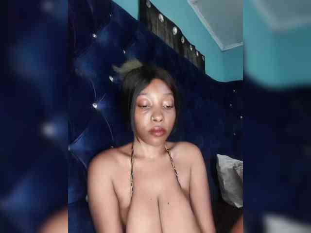 Hennesy-Camila webcam