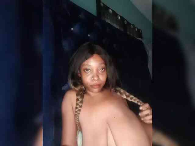 Hennesy-Camila webcam