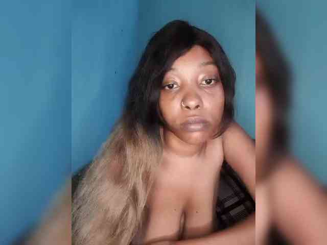 Hennesy-Camila webcam