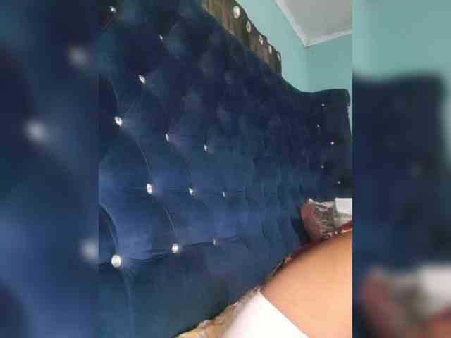Hennesy-Camila webcam