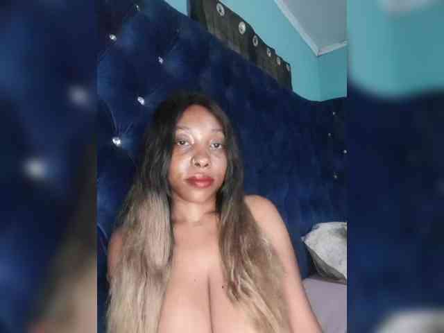 Hennesy-Camila webcam