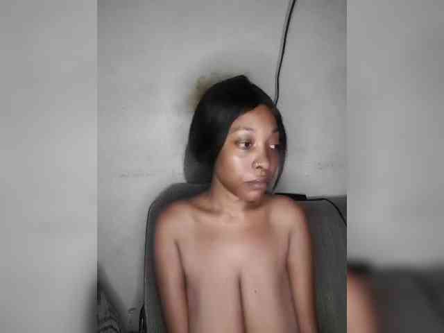 Hennesy-Camila webcam