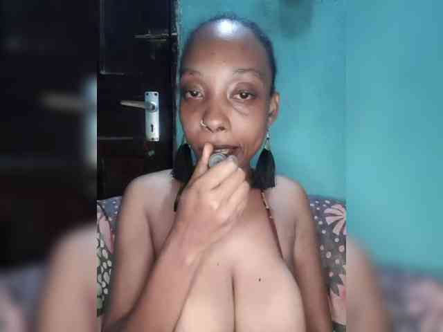 Hennesy-Camila webcam