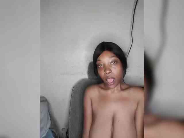 Hennesy-Camila webcam
