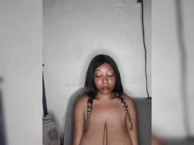 Hennesy-Camila webcam
