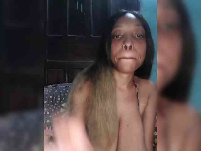 Hennesy-Camila webcam