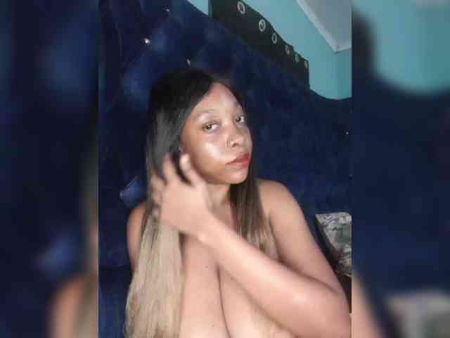Hennesy-Camila webcam