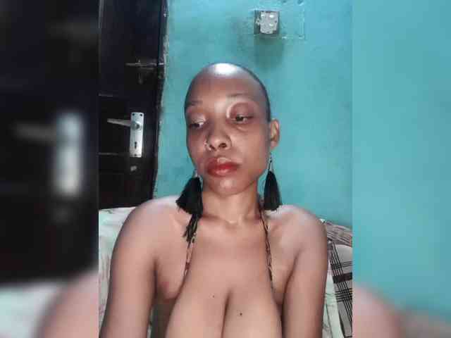 Hennesy-Camila webcam