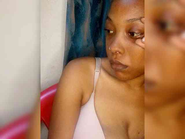 Hennesy-Camila webcam