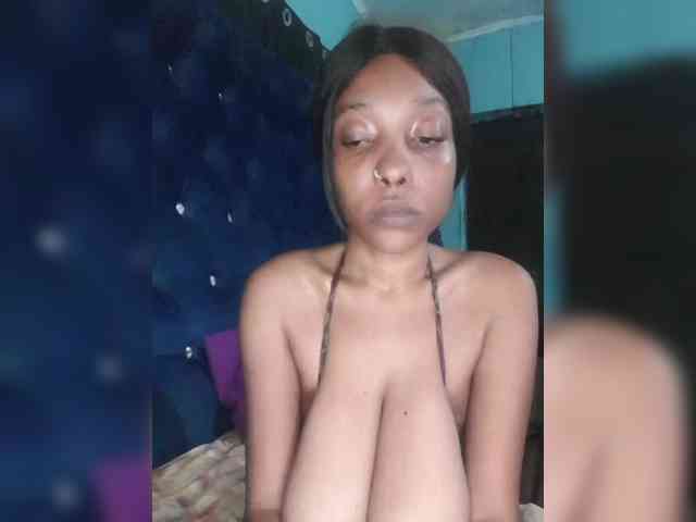 Hennesy-Camila webcam