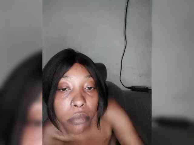 Hennesy-Camila webcam