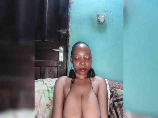 Hennesy-Camila webcam