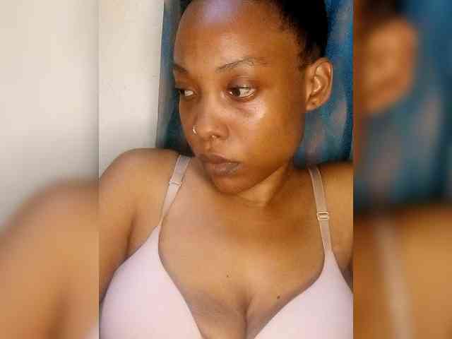 Hennesy-Camila webcam