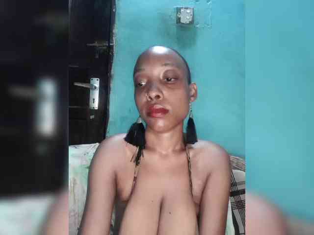 Hennesy-Camila webcam