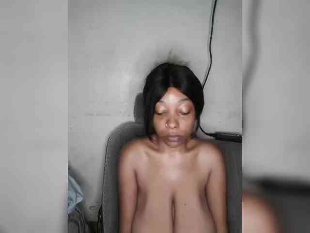 Hennesy-Camila webcam