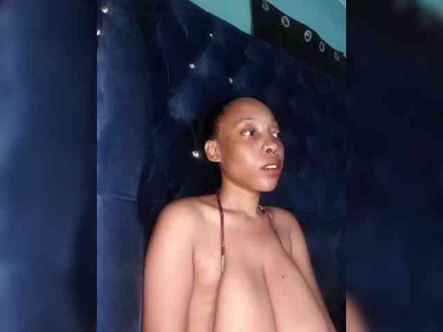 Hennesy-Camila Hennesy-Camila