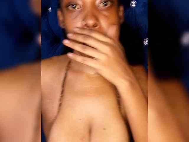 Hennesy-Camila Hennesy-Camila