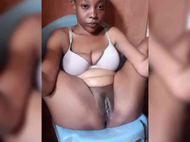 Hennesy-Camila webcam