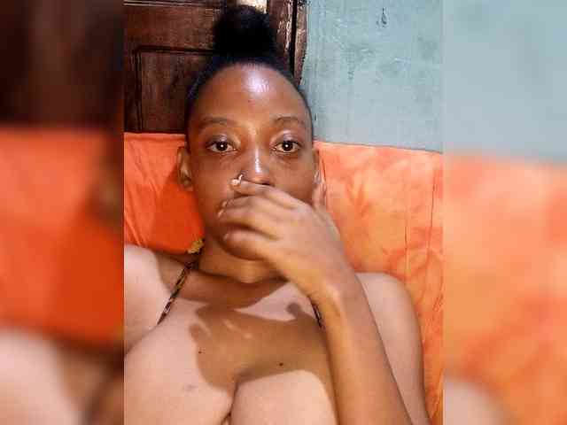 Hennesy-Camila Hennesy-Camila