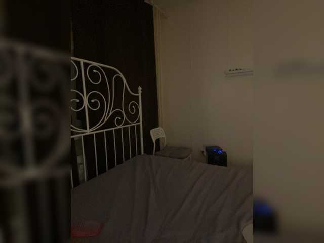 LolaMin's BongaCams show and profile