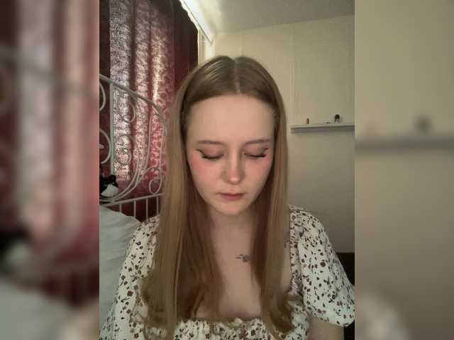 LolaMin's BongaCams show and profile