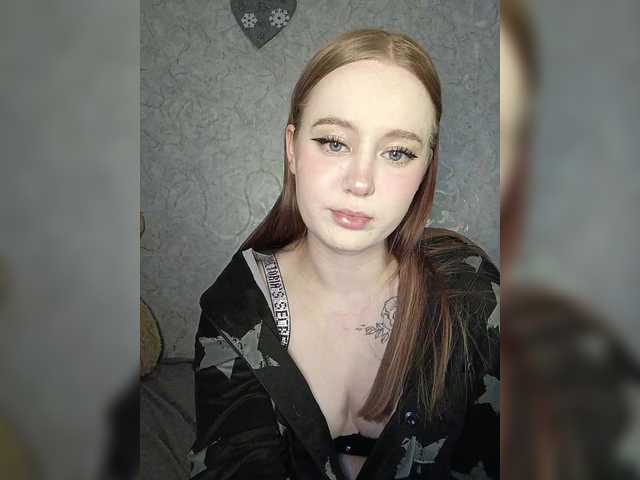 LolaMin's BongaCams show and profile