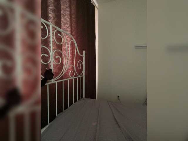 LolaMin's BongaCams show and profile