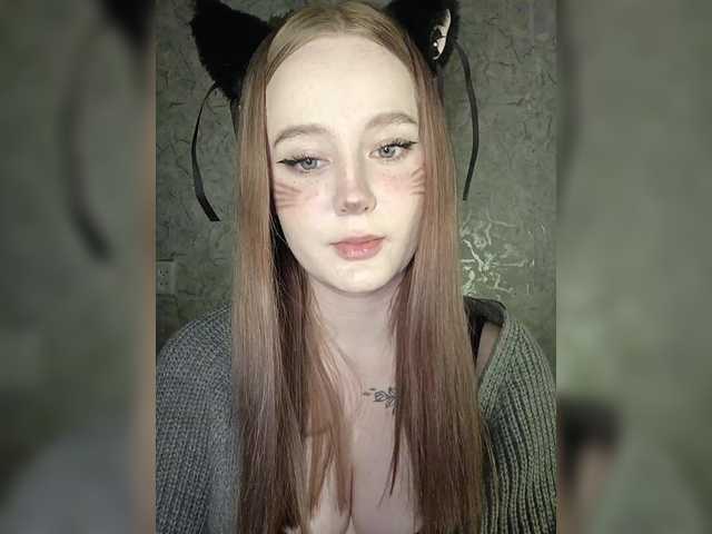 LolaMin's BongaCams show and profile