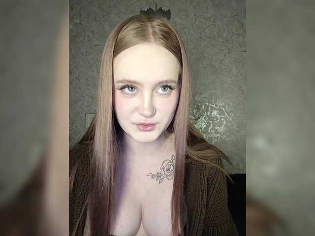 LolaMin's BongaCams show and profile