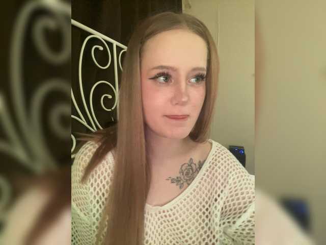 LolaMin Live Cam on BongaCams