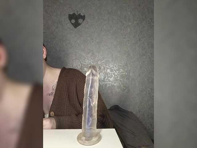 LolaMin's BongaCams show and profile