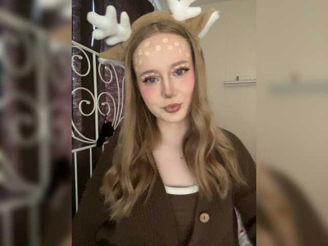 LolaMin's BongaCams show and profile